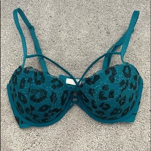VS PINK push up BRA 32DD NEW